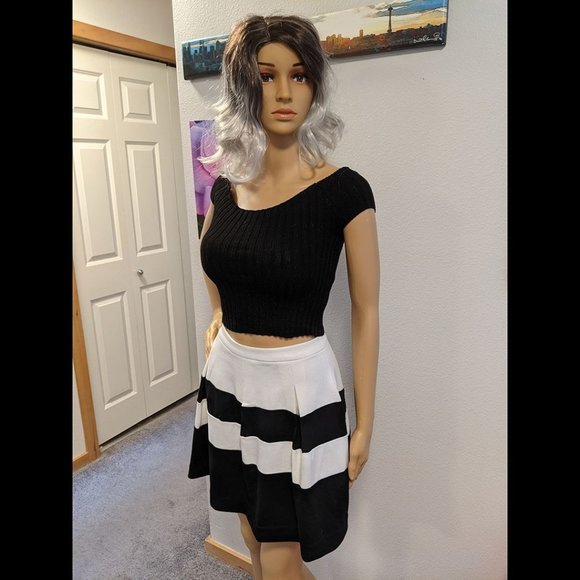 Express Design Studio Black & White Colorblock Midi Skirt - Picture 1 of 5